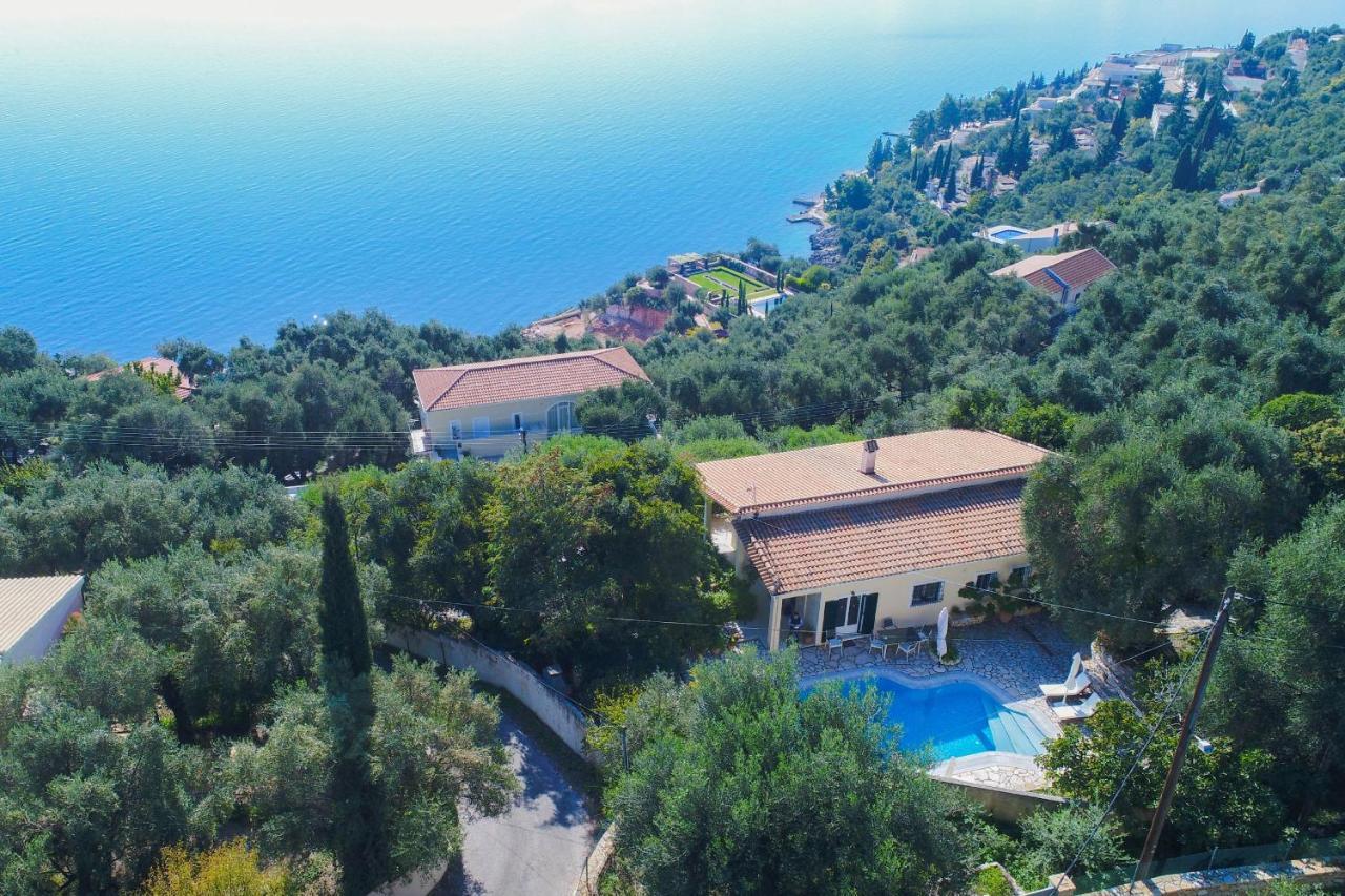 Villa Natasha Katávolos Exteriör bild